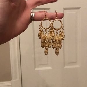Brand new Lilly Pulitzer shell earrings